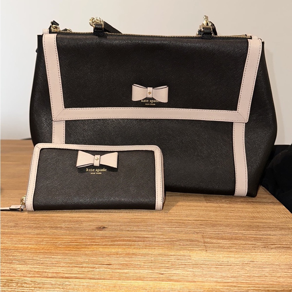 Kate Spade Purse & Wallet